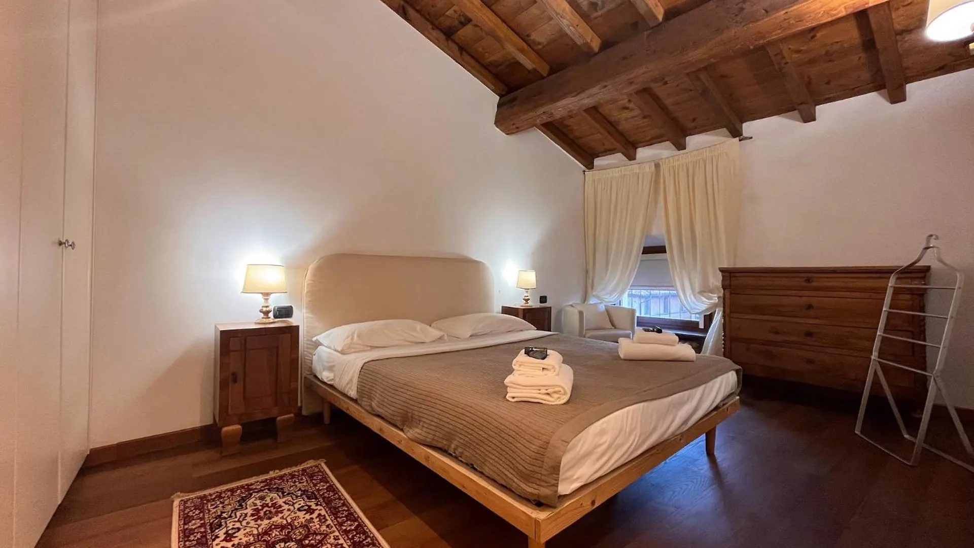 Piazza Erbe Lodge Verona