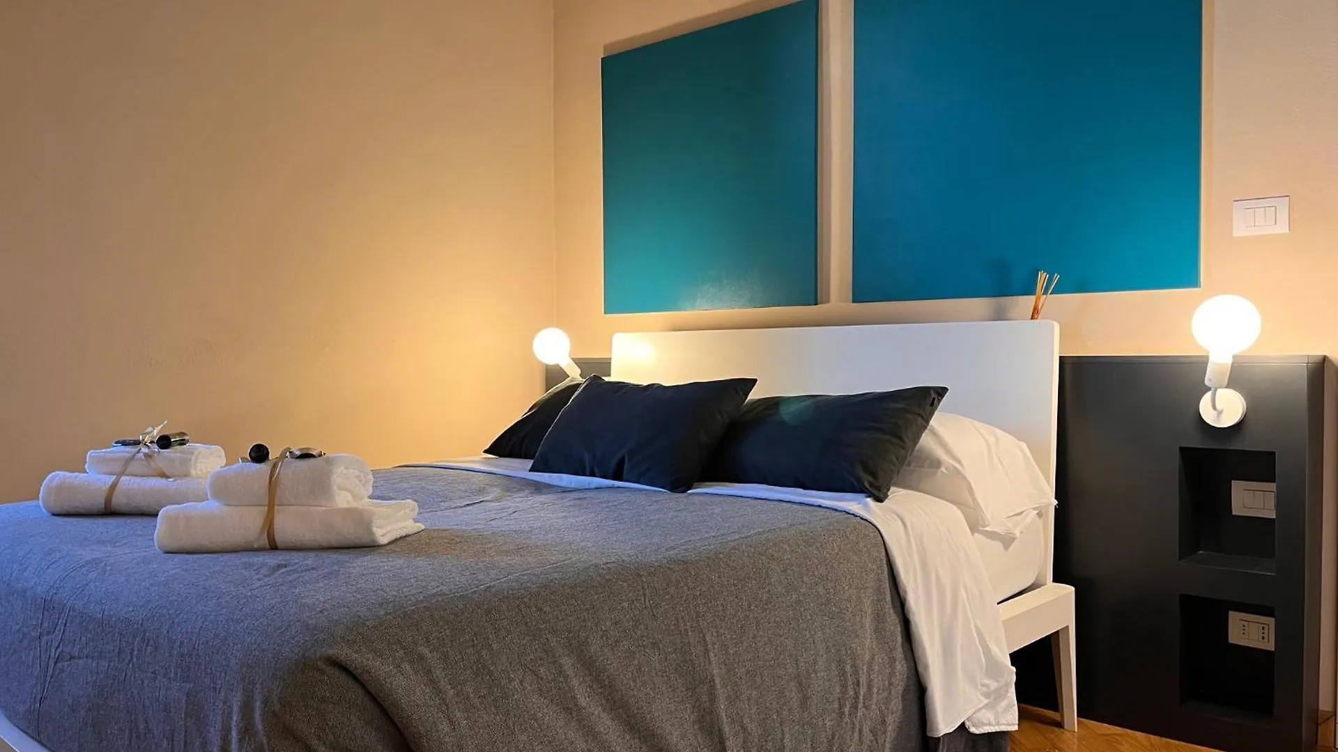 Piazza Erbe Lodge Verona 0*,  Italia