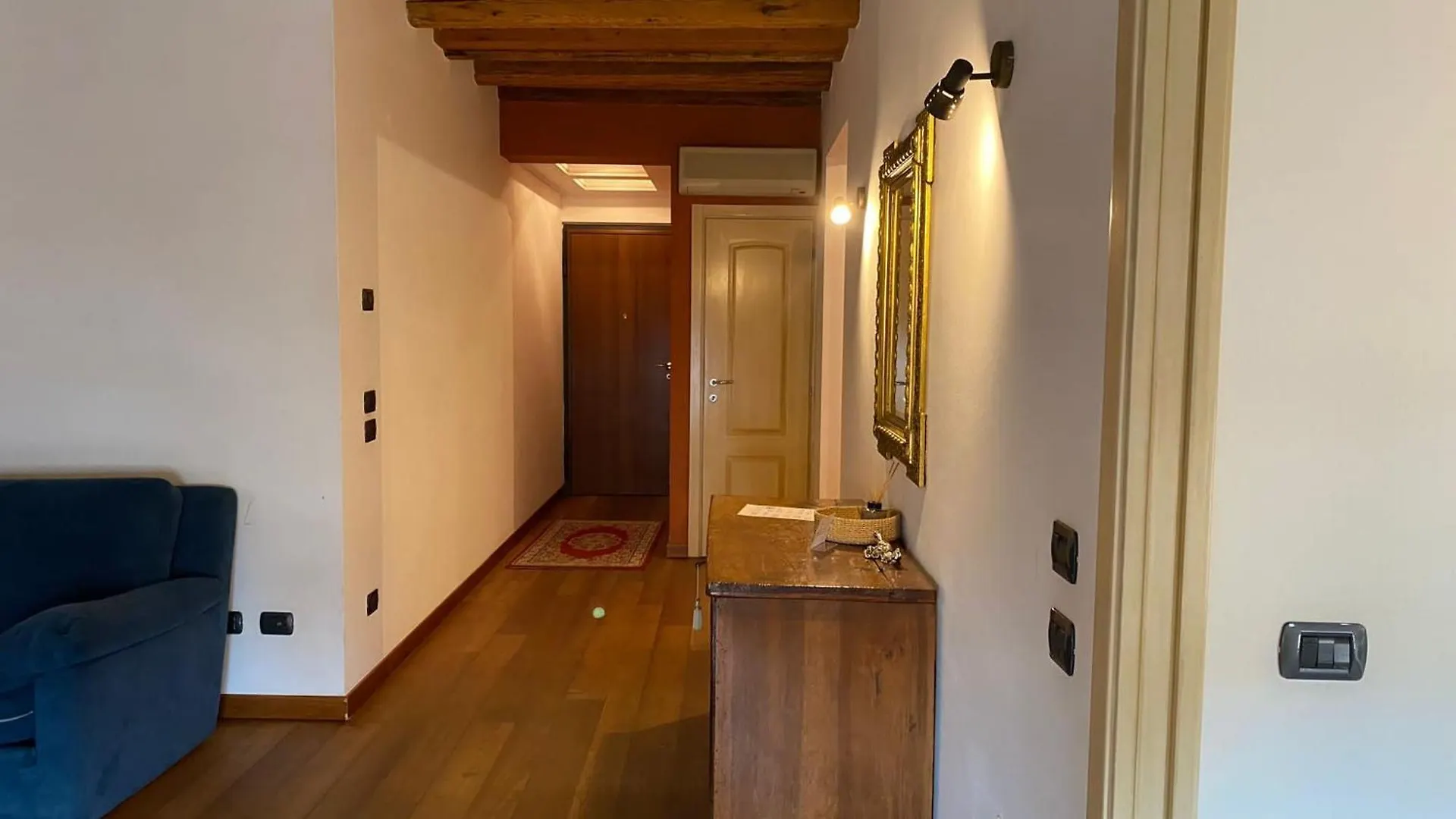 Appartamento Piazza Erbe Lodge Verona Italia