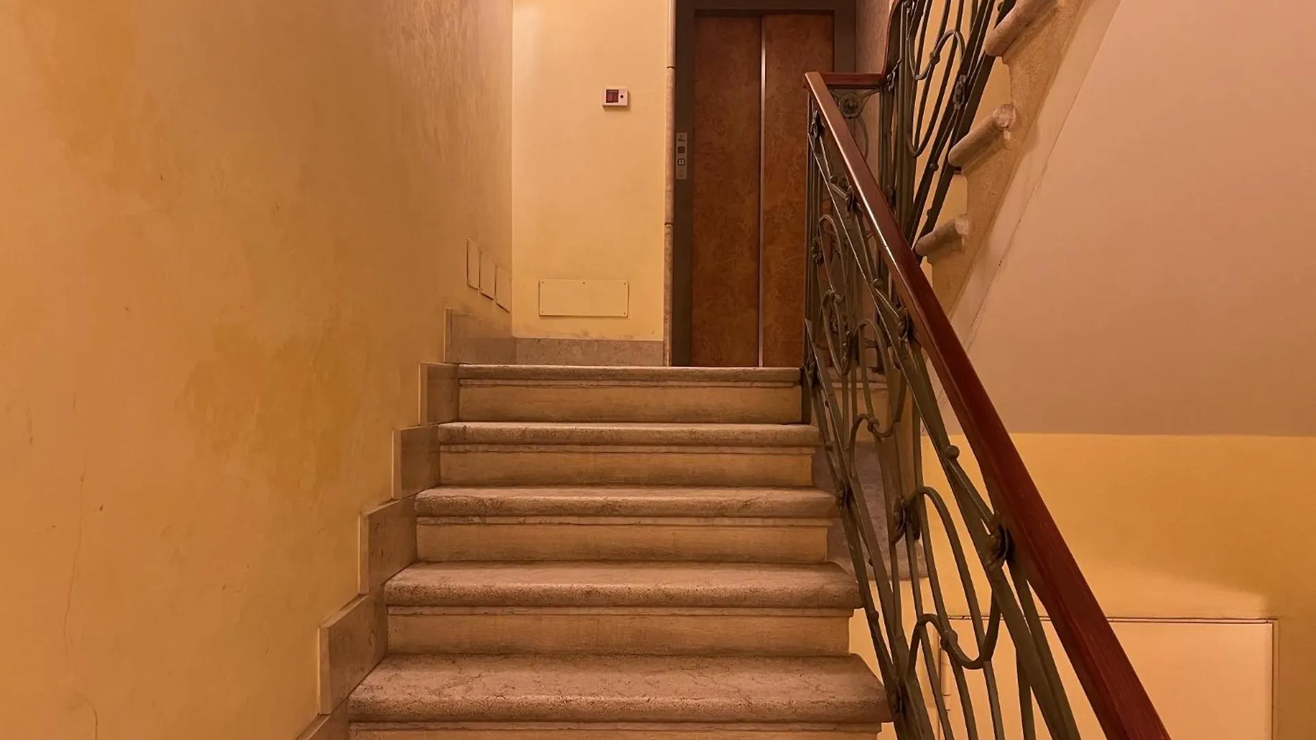 Piazza Erbe Lodge Verona